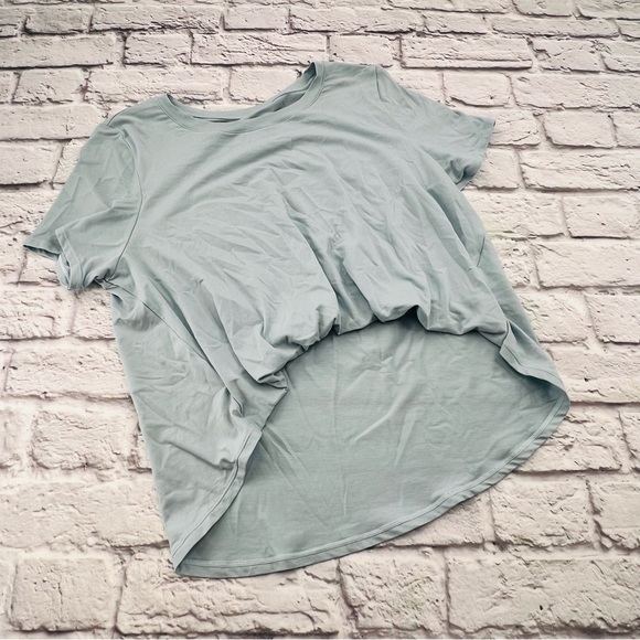 ZYIA Active Short Sleeve Small Bubble Front Active Wear Top Light blue - Picture 1 of 9